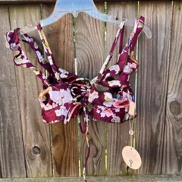 Buckle P2F burgundy floral cold shoulder bikini top - Picture 5 of 13